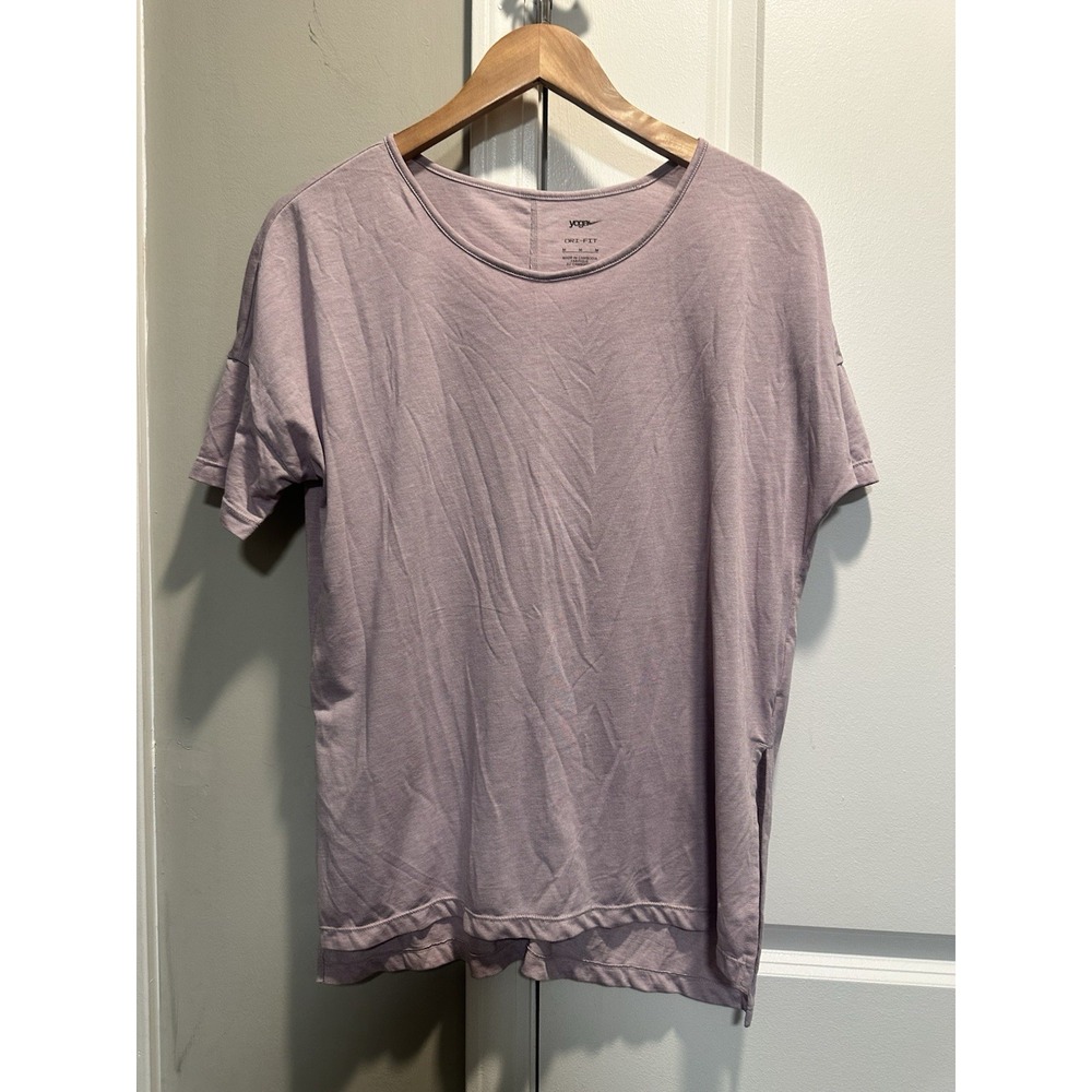 Nike Yoga Light Purple Tee Medium